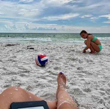Barefoot Beach Resort in Indian Shores Minutes from Clearwater Beach
