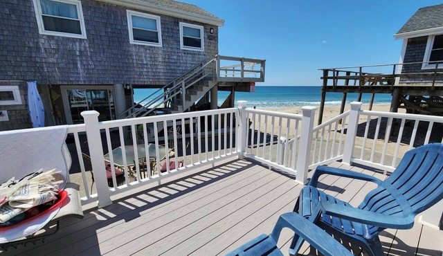 Barefoot Bungalow - Beachfront Vacation Home