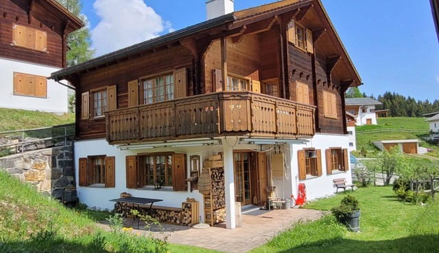 Baria Sut 5, (Oberurmein). by Interhome