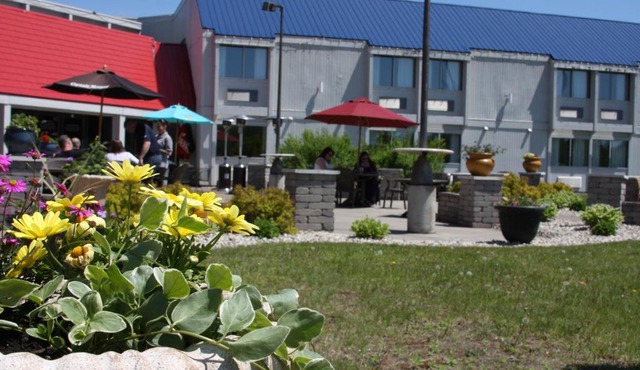 Barkers Island Inn Resort & Conference Center