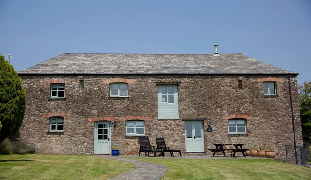 Barn Conversion With Indoor Swimming Pool In Stunning Rural Location Near Ocean