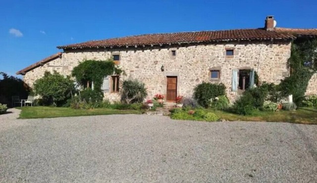 Barn Long House with private pool, good for families, golf, walking and cycling