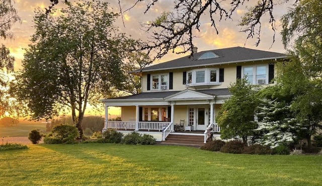 Barn Owl Hill Farm 1911 farm home w vineyard view