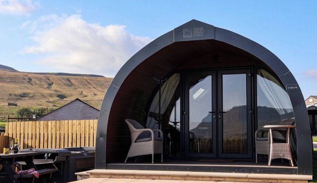 BARN OWL, pet friendly, character holiday cottage in Ingleton