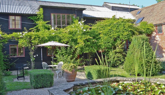 Barn Terrace - 28972