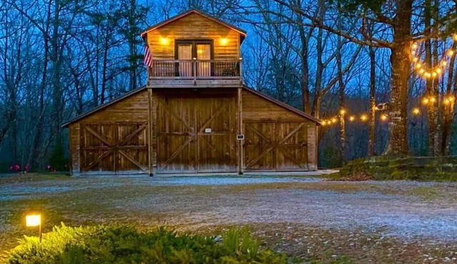 Barnaminium Upstairs Loft