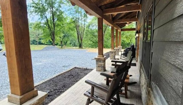 Barndominium River Retreat In the Middle Of Cumberland State Forest