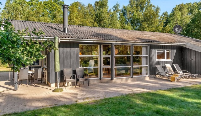 "Barne" - 4km from the sea by Interhome