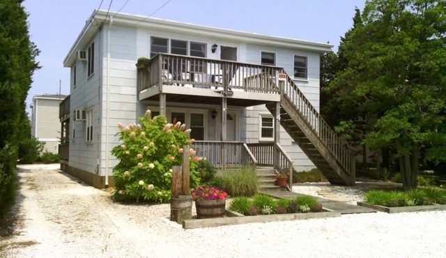 Barnegat Light, ocean block, classic 3/1, uncrowded beach, decks front and back