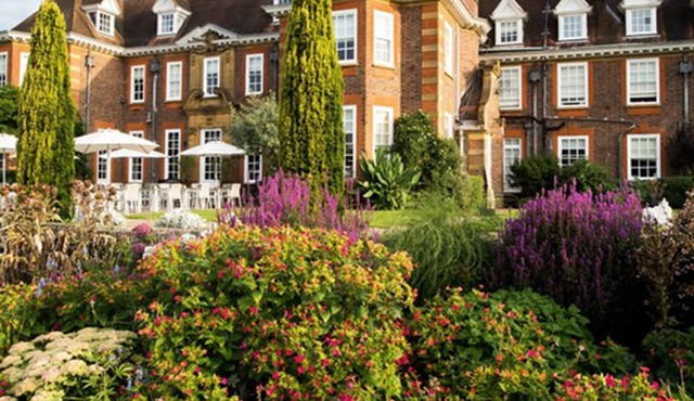 Barnett Hill - Luxury Hotel