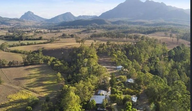 Barney Creek Vineyard Cottages