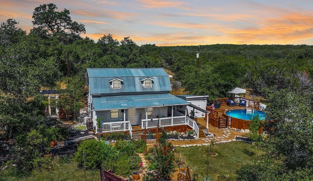 Barnhouse I Private pool,Hot tub, stargazing