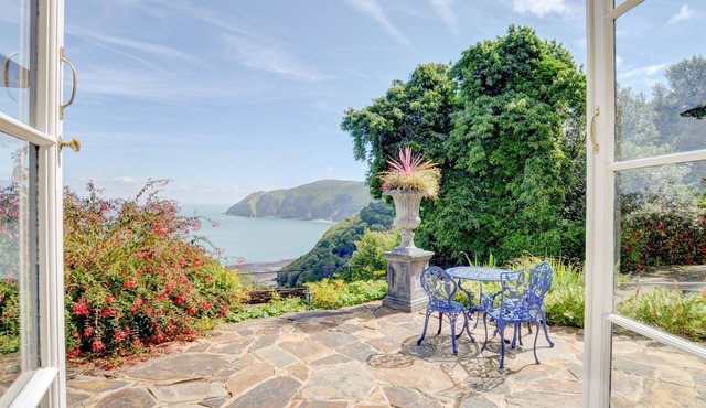 BARONET'S QUARTERS, family friendly, with a garden in Lynton