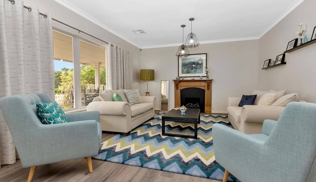 Barossa Valley Escape: 4-Bed House In Vineyard