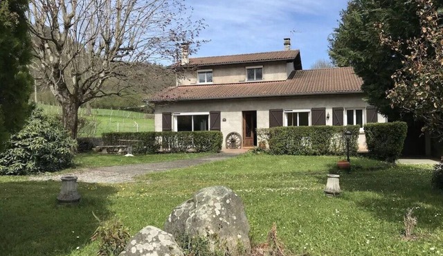 Barousse Valley in Esbareich 65370 Hautes-Pyrénées. Minimum of 7 nights