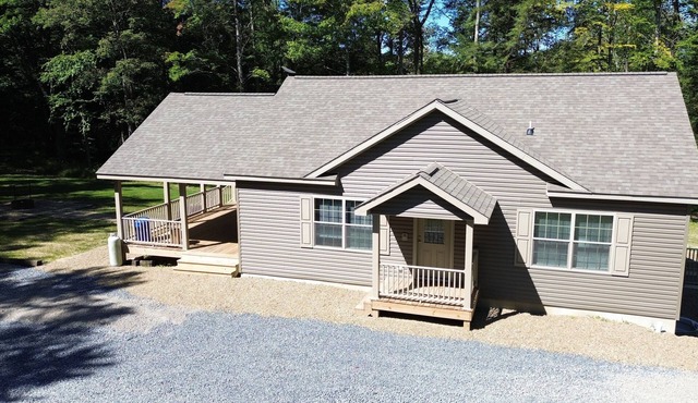 Barr Top Lodge - Newly Constructed in 2023, Secluded and Remote in the Elk Range