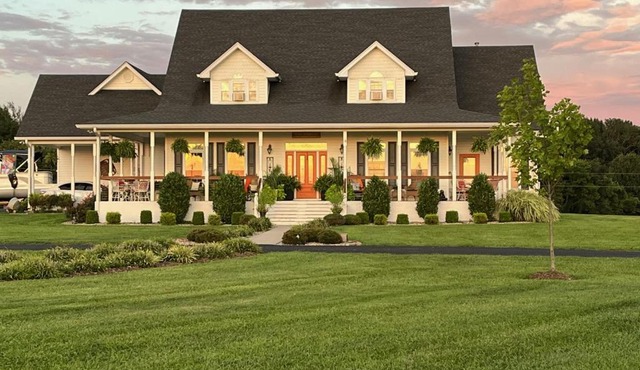 Barren Breeze Bed and Breakfast