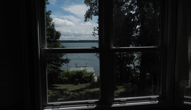 Barrie Kempenfelt Bay Waterfront Cottage(Muskoka by the City)