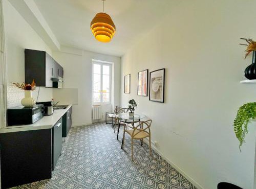 Barrie - studio 2 personnes - check in h24 - wifi