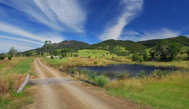 Barrington Hideaway, River Cottages
