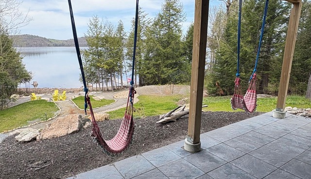 Barry’s Bay 5 bedroom , beautiful sunsets, private Beach, Hot Tub and Sauna