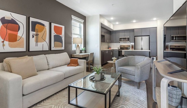Barsala l tElevated Comfort: Sleek 1BD with City Views