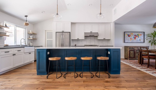 Barton Hills Oasis close to downtown, Zilker park, pool coming summer '25!