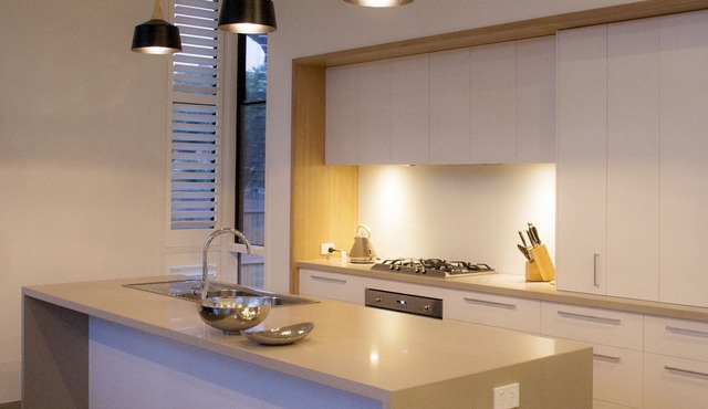 Barwon Heads beach and river - great location. Flexible cancellation