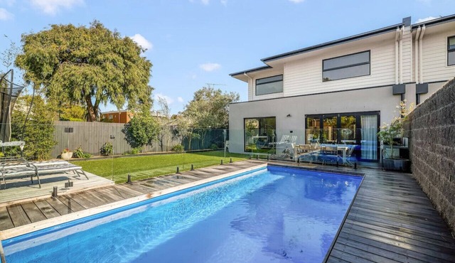 Barwon River retreat