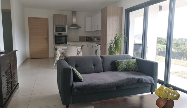 bas de Villa Contemporaine