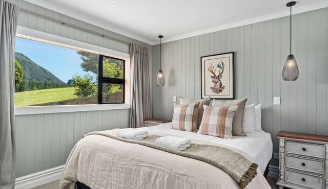 Base: $2 Extra: $30 4 Deborah Rise