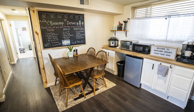 Basecamp Denver 2BR Guest Suite near Red Rocks