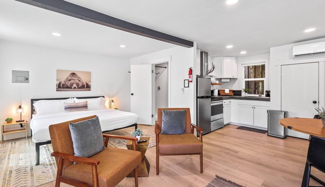 Basecamp Lodge - Cabin 7