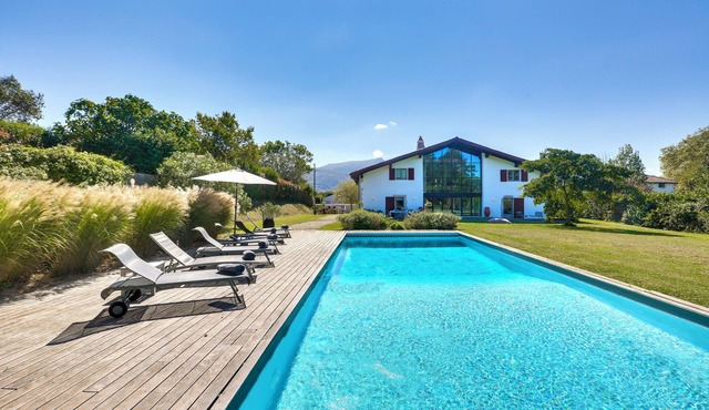BASERRI -Completely renovated Basque farmhouse.