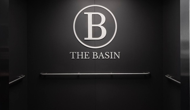 Basin Three Peaks | 8BR Luxury Group Escape