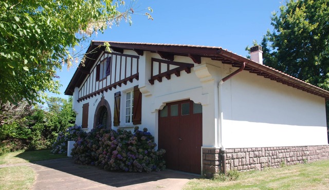 Basque family house, up to ten people