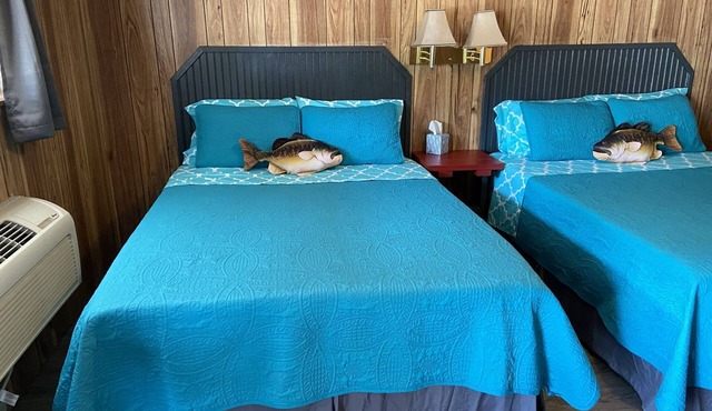 Bass Bungalow-Room 7