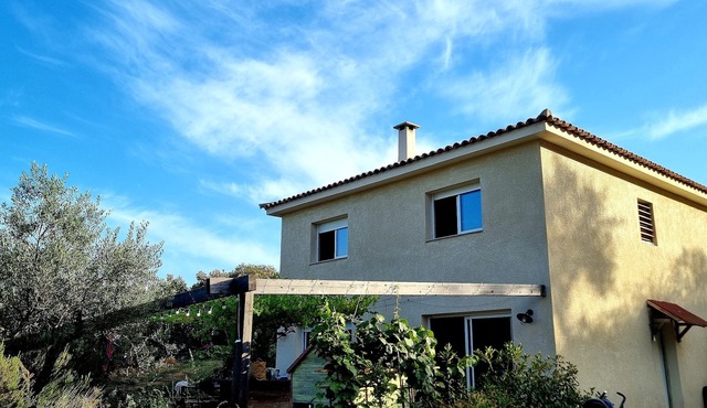 Bastelicaccia, Beautiful Family House haven of peace between sea and mountain