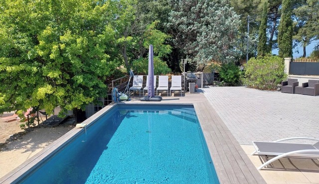 Bastide 8 persons near sea 4 bedrooms, swimming pool, billiard, bollard, piano.