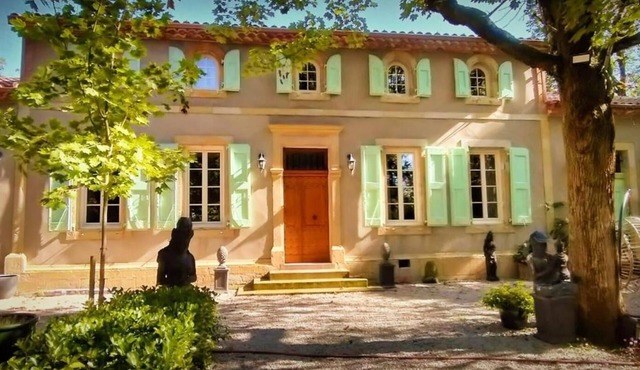 Bastide Armande – Historic Charm with Pool and Air Conditioning in the Heart of the Tarn