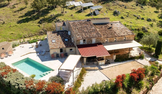 Bastide Dans le Massif des Maures en Provence Côte Dazur
