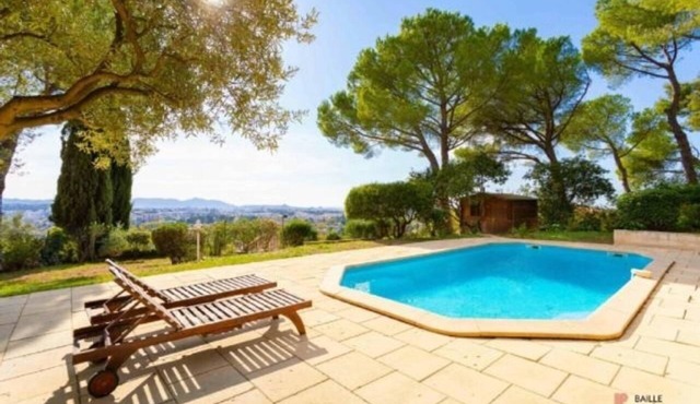 Bastide Marseillaise Avec Piscine et vue Exceptionnelle sur la Rade de Marseille