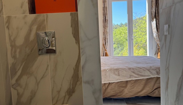 BASTIDE MODERNE "DOLCE VITA" at the foot of the Cévennes Piedmont