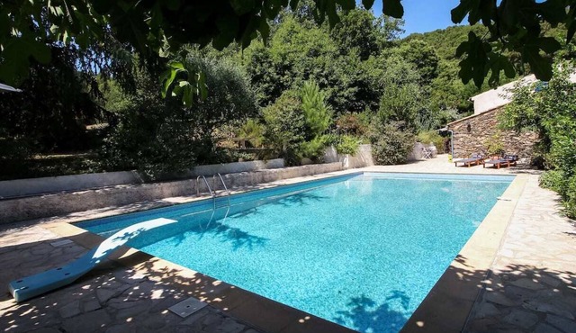 Bastide nestled in the heart of nature