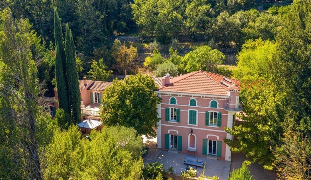 Bastide Rose - Five Bedroom Villa, Sleeps 10