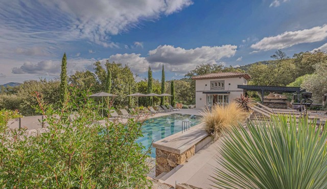 Bastide Villa with Swimming Pool – Le Plan de La Tour