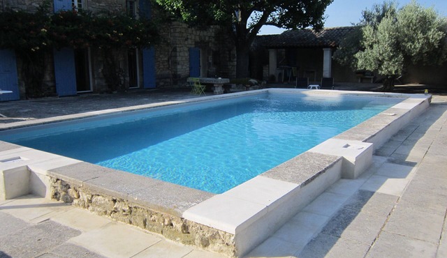 Bastide with securing pool and sauna, capacity 7 to 8 people
