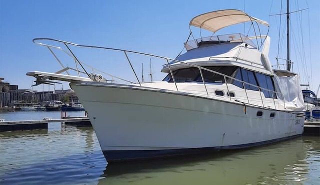 Bateau le Black Pearl, un appartement sur l'eau à Bordeaux.