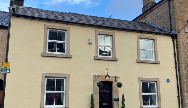 Bathmans Cottage - Newly refurbished Matlock house on edge of the Peak District