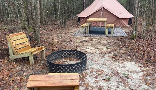 Batmans bell tent glamping farmstay